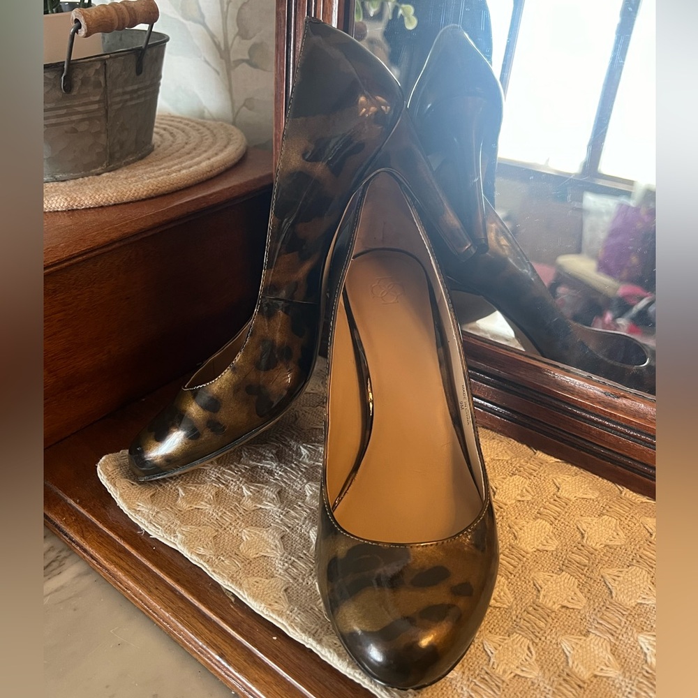 ANN TAYLOR‎ Patent Leather Tortoise Shell Round Toe Heels Brown Black Women's 9